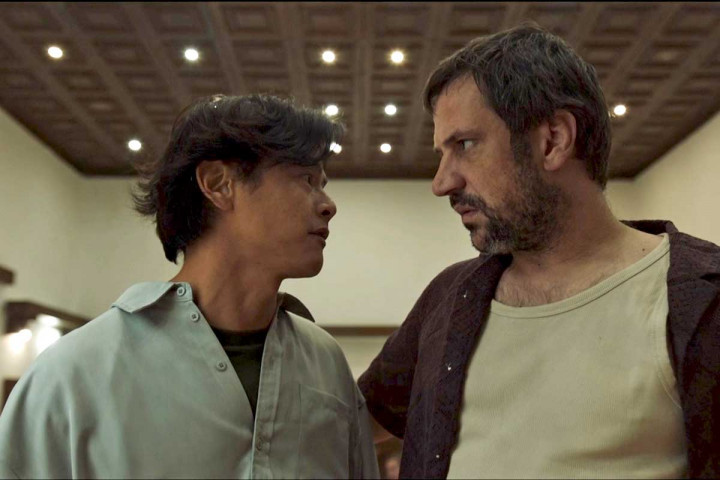 Aktor Film Nomine Oscar Bintangi Film Sore: Istri dari Masa Depan