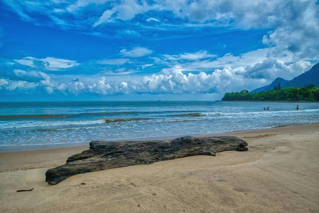  Ini destinasi tengah tahun yang ramah di kantong. (Foto: Kuching,Malaysia/Dok. Pexels.com)