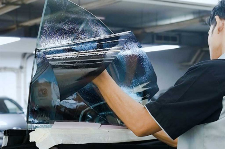 Mengapa Penting Mematuhi Aturan Kegelapan Kaca Film?