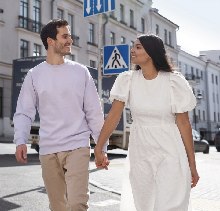 Ramalan Asmara 4 Juli 2025: 4 Zodiak Ini Harus Jujur dengan Diri Sendiri