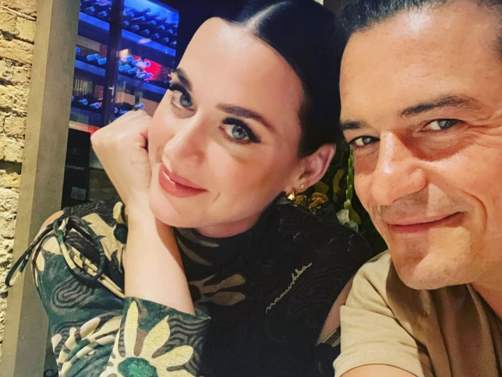 Resmi Berpisah, Katy Perry dan Orlando Bloom Sepakat Asuh Anak Bersama