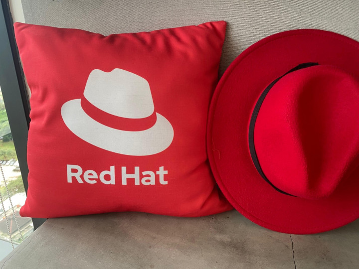 Ekosistem Mitra Red Hat Dorong Inovasi Hybrid Cloud dan AI dengan RHEL 10