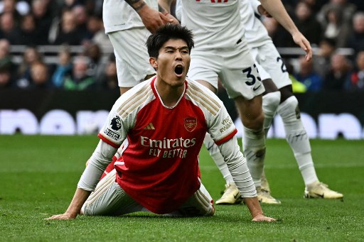 Sering Cedera, Tomiyasu Pisah Lebih Cepat dengan Arsenal