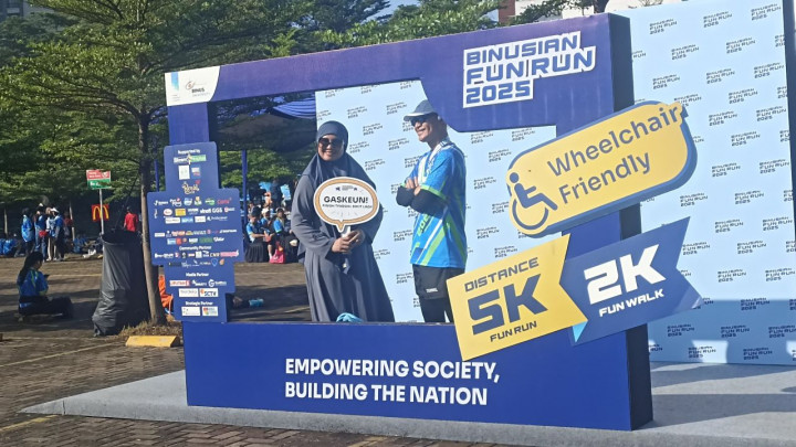 Binusian Fun Run 2025 Salurkan Donasi Rp125 Juta ke Yayasan Anak Disabilitas