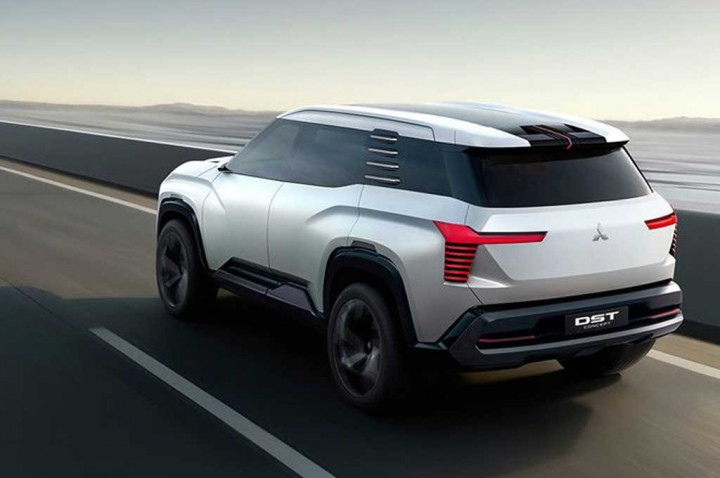 Mobil Baru Mitsubishi Ikutan Terbang Bareng Pesawat Garuda