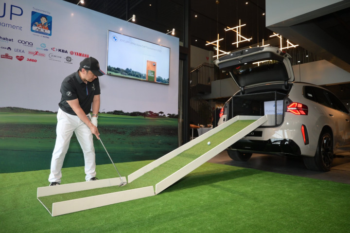 BMW Astra Ajak Konsumen Main Golf,  3 Unit Mobil Mewah Jadi Hadiah