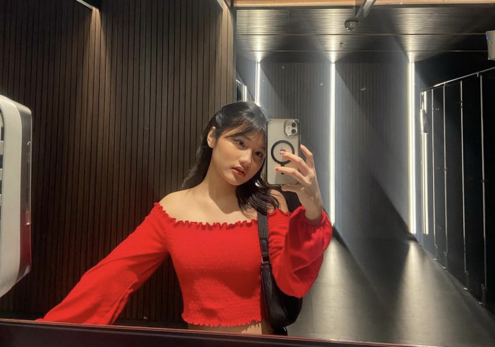 Potret Winona Karamoy, Adik Davina Karamoy yang Curi Perhatian Warganet