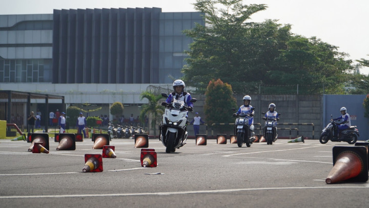 Duta <i>Safety Riding</i> Honda Asah Kemampuan Di Safety Riding Camp 2025