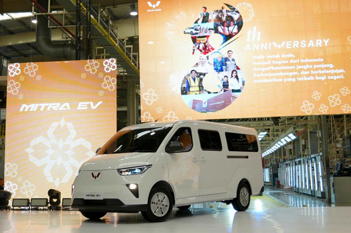 Wuling Mitra EV Mulai Dijual, Resmi Tantang DFSK Gelora E