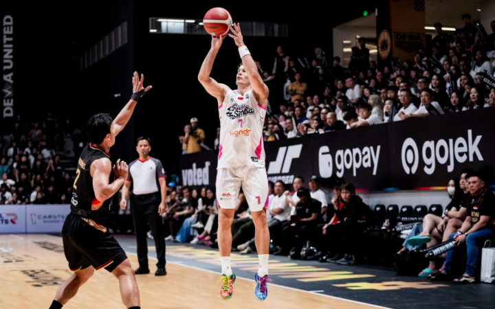 Playoff IBL: Van Oostrum Bawa RANS Jalani Game 3 Lawan Dewa United