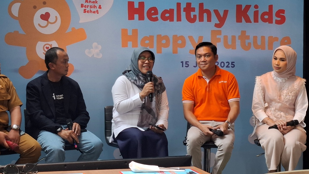 Ir. Dina Agoes Soelistijani, M.Kes selaku Kepala DIrektorat Promosi Kesehatan dan Pemberdayaan Masyarakat Kementerian Kesehatan Republik Indonesia dalam konferensi pers Guardiancares. Dok. Aulia/Medcom