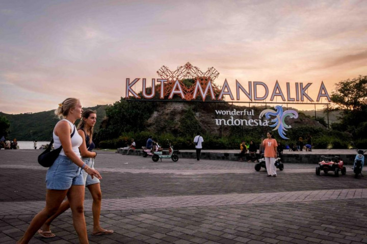 Kemenpar: Terjadi Penurunan Kunjungan Wisatawan Indonesia ke Luar Negeri