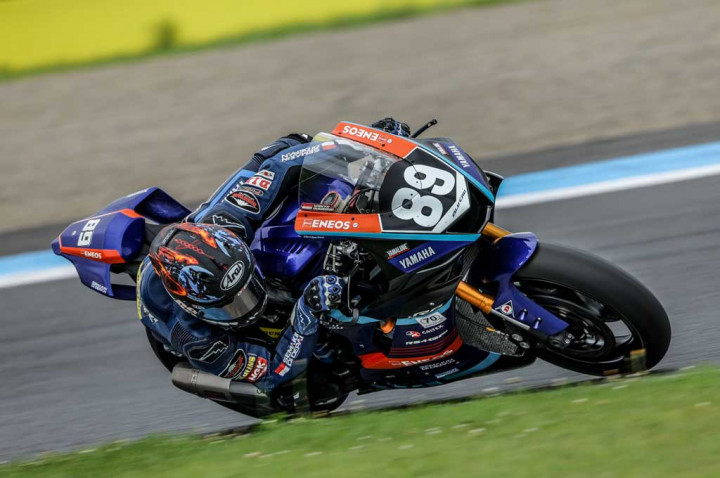 Wahyu Kibarkan Merah Putih di Podium ARRC Motegi