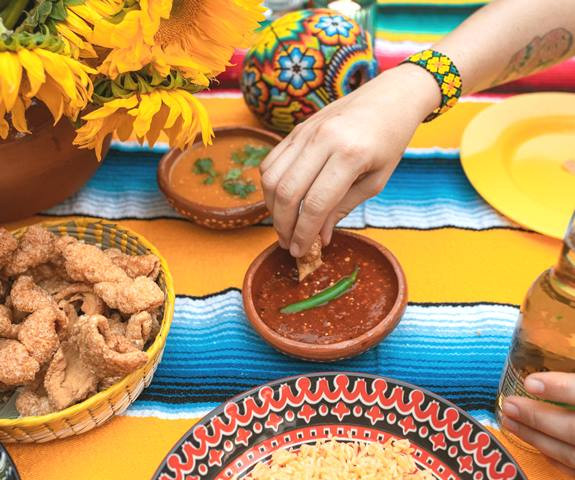 Biar Cepat Pulih, 6 Makanan Ini Pantang untuk Sakit Tipes