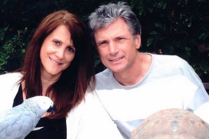 Ikon Industri Musik Robin Kaye Tewas Ditembak di Rumah Sendiri