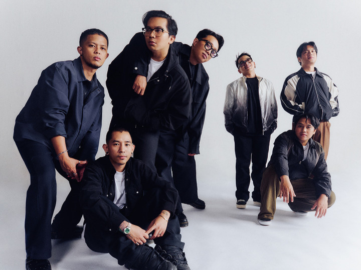 Perasaan Tak dianggap di Lagu Kolaborasi for Revenge dan Stand Here Alone