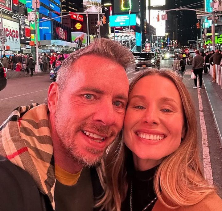 Foto Telanjang Kristen Bell Diunggah Suami Usai Raih Nominasi Emmy Awards 2025