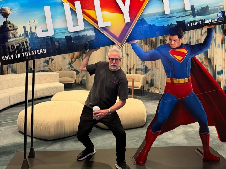 James Gunn Dibayar Rp244 Miliar Bikin Film Superman, Berapa Gaji Pemainnya?