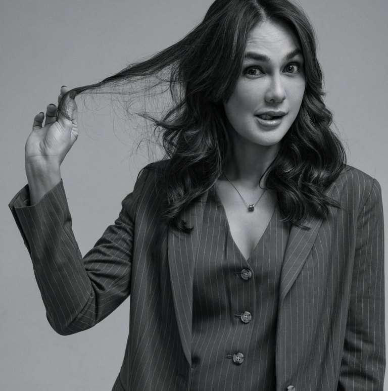 Luna Maya mengaku bukan hanya menerapkan pola hidup sehat, namun ditambah dengan mengonsumsi suplemen. Dok. @lunamaya
