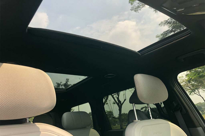 Pasang Kaca Film di Panoramic dan Sunroof, Perhatikan Tingkat Kegelapannya