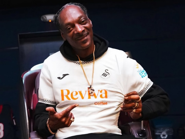 Snoop Dogg Resmi Miliki Saham Klub Sepak Bola Inggris, Swansea City