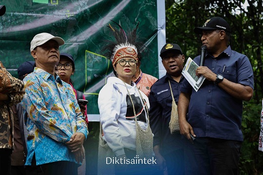 Wamen Stella Yakin Dua Sekolah Garuda di Manokwari Bisa Dorong Pemberdayaan Masyarakat
