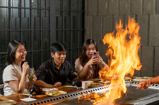 Rekomendasi Restoran 'Live Cooking' Teppanyaki Terbaik di Jakarta