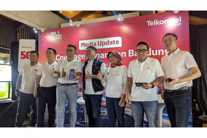 Telkomsel Resmikan Jaringan Hyper 5G di Bandung Raya