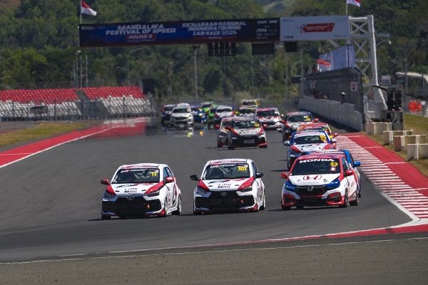 Toyota Gazoo Racing Indonesia Panen Trofi di Balap Touring dan Kejurnas Slalom