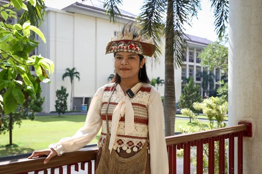 Kisah Putri Papua Erlina: Wujudkan Mimpi Kuliah di UGM, Masuk FK Gratis