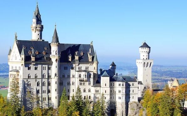 Neuschwanstein, Kastil Inspirasi Disney yang Kini Jadi Warisan Dunia