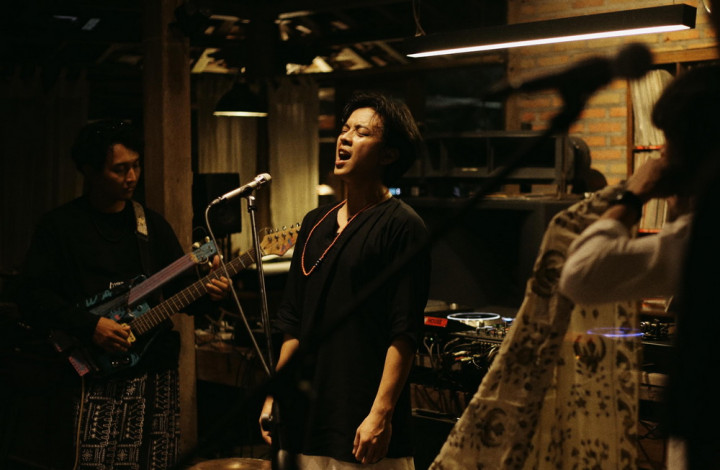 Menyelami Sisi Lain Bisma Karisma lewat Persinggahan Rihlah