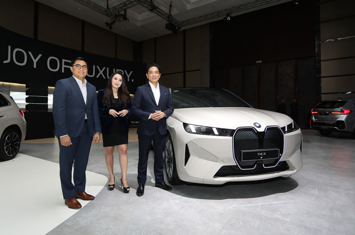 BMW Hadir di GIIAS 2025, Bawa BMW iX xDrive45