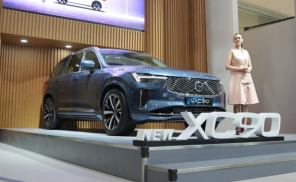 Hadir di GIIAS 2025, Volvo Pangkas Harga Line Up EV