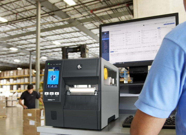 Efisiensi Operasional Armstrong Asia dengan Solusi Zebra Technologies