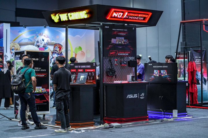 Asus ROG 'Invasi' Surabaya, Buka Exclusive Store dan Ikut HoYo FEST 2025