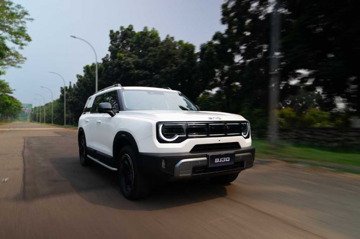 Intip Keistimewaan BAIC BJ30 Hybrid di GIIAS 2025