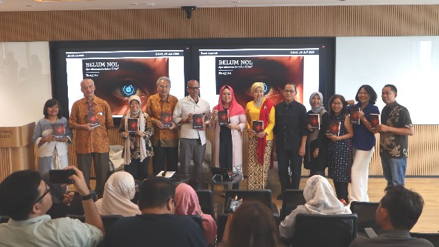    Acara peluncuran buku Belum Nol juga dihadiri oleh Yenny Wahid. (Foto: Dok. Istimewa)
