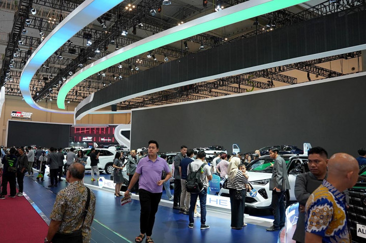 Trik Beli Mobil Anti Rugi Di GIIAS 2025, Manfaatkan Promo Pameran!