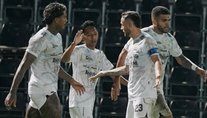 Skuat Persib Diliburkan Usai Tiba dari Bangkok