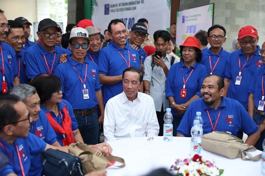 Jokowi Nostalgia Kehidupan Kampus Bareng Alumni Fakultas Kehutanan UGM