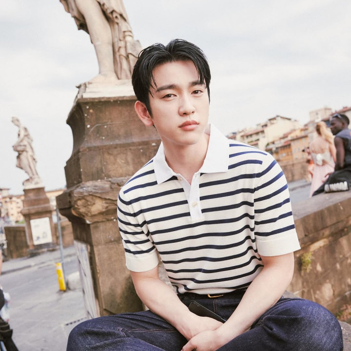 Jinyoung GOT7 Bersiap Main Drama <i>100 Days of Lies</i>, Bakal Jadi Mata-mata?