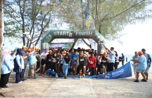 Berlari Sambil Melestarikan Badak