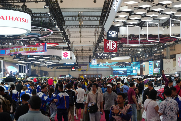 Mau ke GIIAS 2025 di Weekend Ini? Cek Barang yang Harus Dibawa