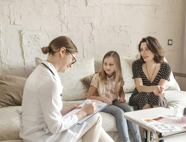 Cek Kesehatan Anak Sekolah di 12 Lokasi Kick-Off Serentak 4 Agustus