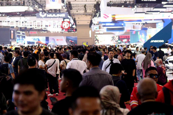 GIIAS 2025 Dikunjungi Hampir Setengah Juta Orang?