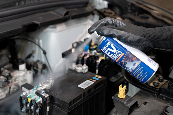EV Engine Cleaner, Solusi Pembersih Ruang 'Mesin' Mobil Listrik