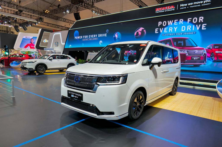 Honda Step WGN e:HEV dan Super EV Concept jadi Favorit, Ini Kata Honda!
