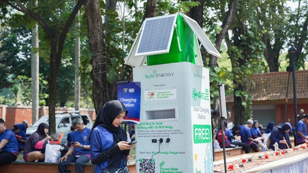 Dukung Aksi Iklim, Sun Energy Pasang Pengisian Daya Energi Surya di TMII