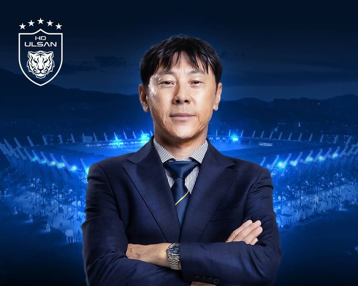 Shin Tae Yong Kembali Melatih